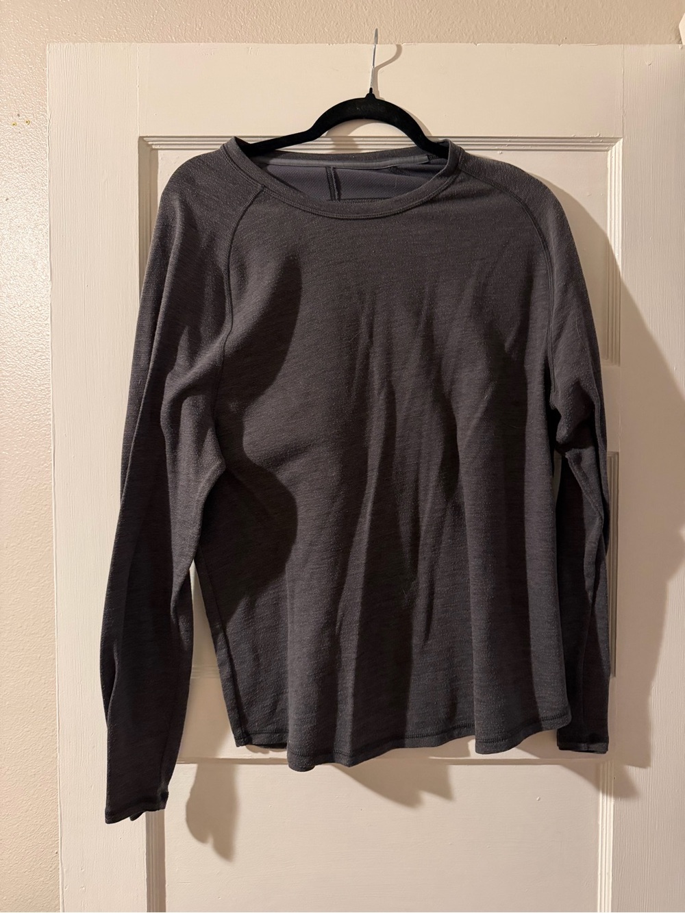 Men's Dark Gray Active Long Sleeve Shirt